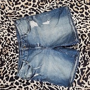 Lascana distressed women's short 7- inch finished hem.